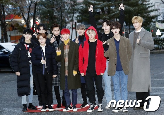 Dàn trai xinh gái đẹp Kpop đến KBS ghi hình cho Music Bank