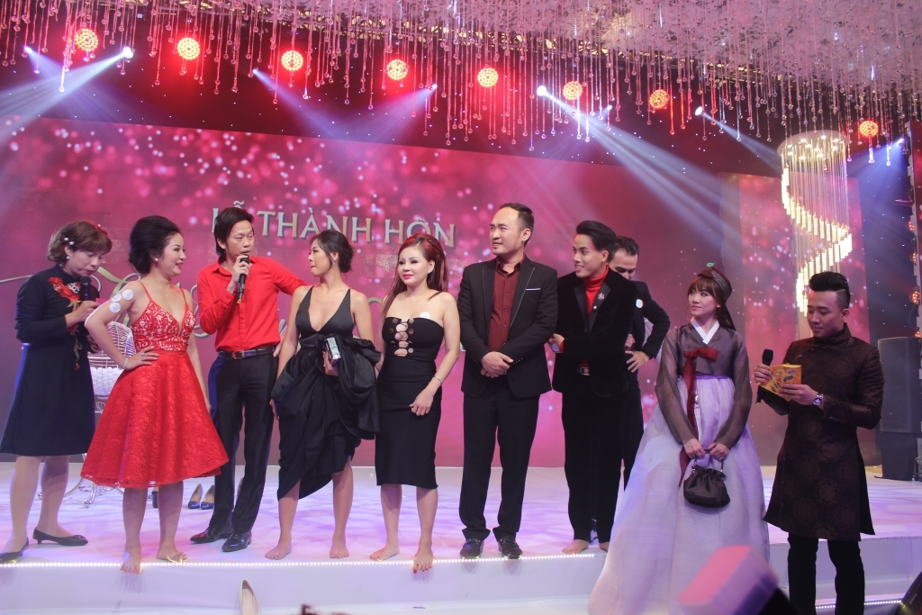 Đám cưới sao Việt nào có dàn khách mời “khủng” nhất showbiz