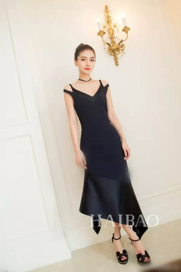 Những lần mỹ nhân Hoa ngữ đụng hàng trang phục