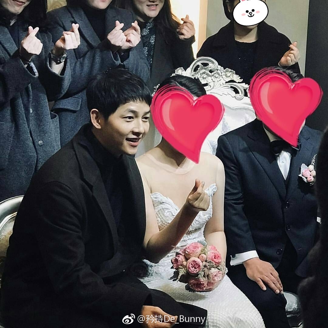Song Joong Ki béo ra sau 1 tháng kết hôn