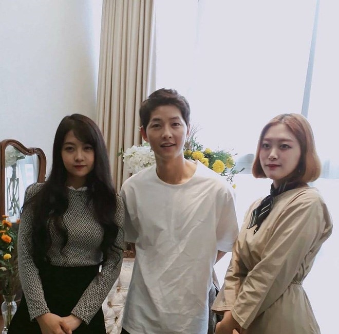 Song Joong Ki béo ra sau 1 tháng kết hôn
