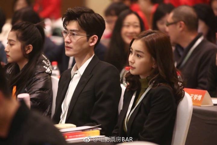 Lộc Hàm - Quan Hiểu Đồng cùng tái xuất trong một hoạt động