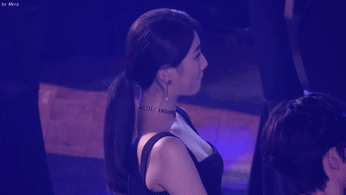 Trước ngày công bố chia tay Lee Min Ho, Suzy buồn bã Beautiful Life