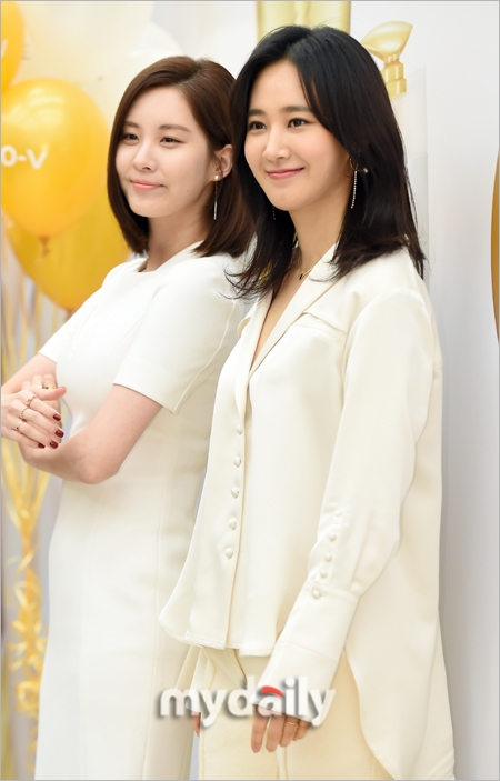 Seo Hyun (SNSD) hội ngộ thành viên Yuri tại sự kiện mới