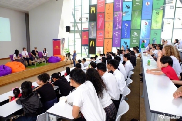 Ngô Tôn khiến người hâm mộ 'ngả mũ' khâm phục vì khoe khéo vợ