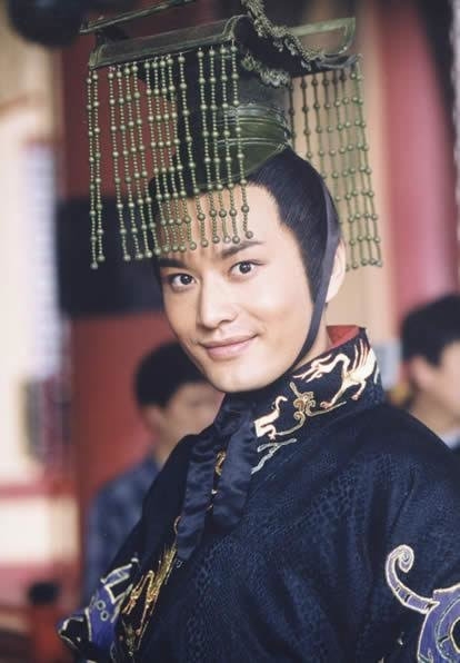 Những mỹ nam Hoa ngữ khi vào cùng một vai diễn