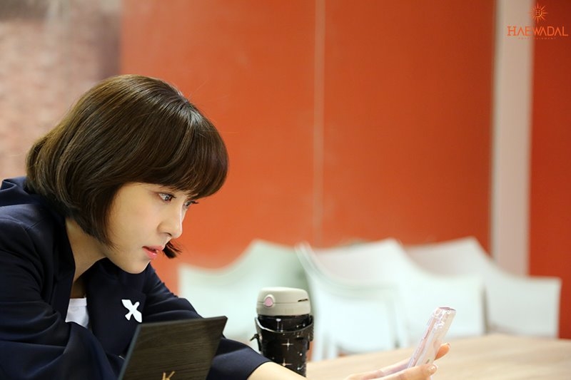 Tham gia phim Ngô Vũ Sâm, Ha Ji Won chào rạp khán giả khắp châu Á