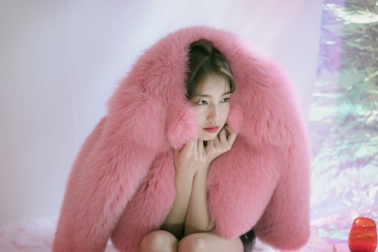 Hậu trường Suzy chụp bộ ảnh chào năm mới 2018