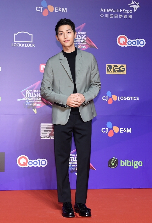 Dàn khách mời trao giải hoành tráng của MAMA 2017 tại Hong Kong