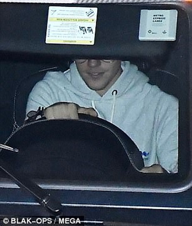 Selena Gomez và Justin Bieber đi hẹn hò sau thời gian xa cách