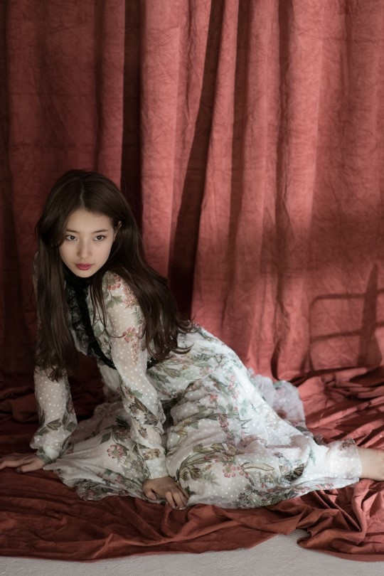 Hậu trường Suzy chụp bộ ảnh chào năm mới 2018