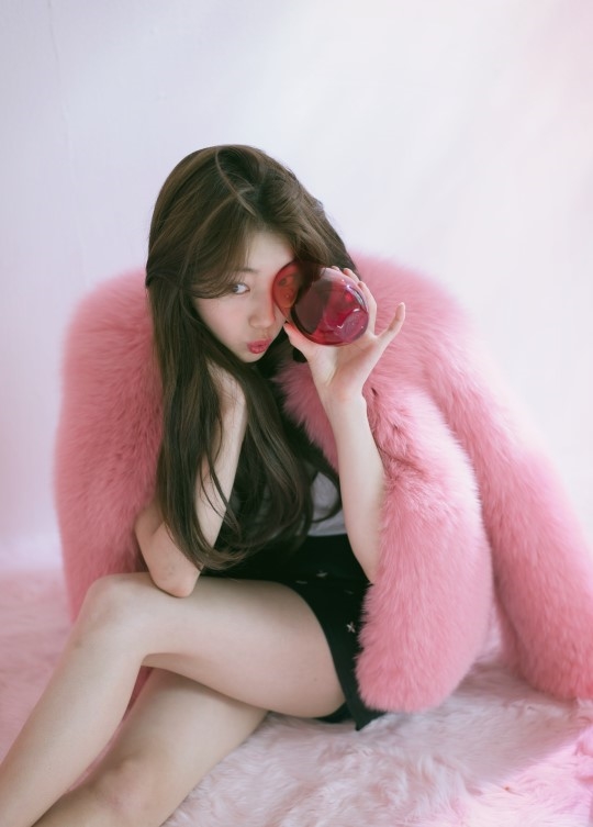 Hậu trường Suzy chụp bộ ảnh chào năm mới 2018