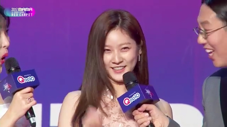 Kim Sae Ron xinh như nữ thần trên thảm đỏ MAMA 2017 Hong Kong