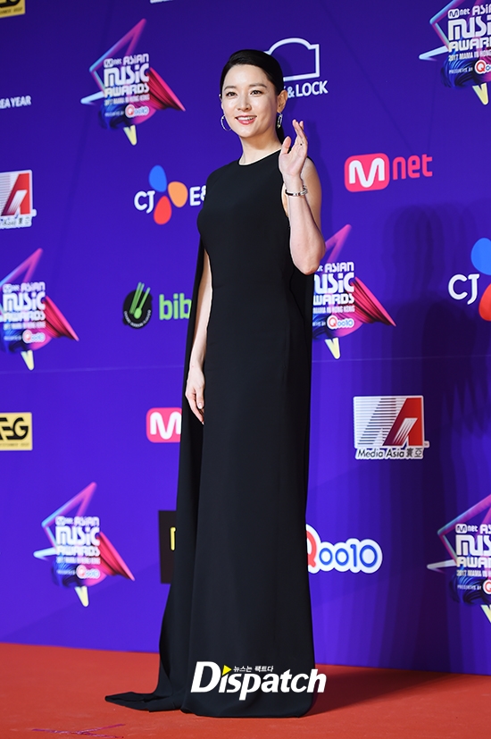Dàn khách mời trao giải hoành tráng của MAMA 2017 tại Hong Kong