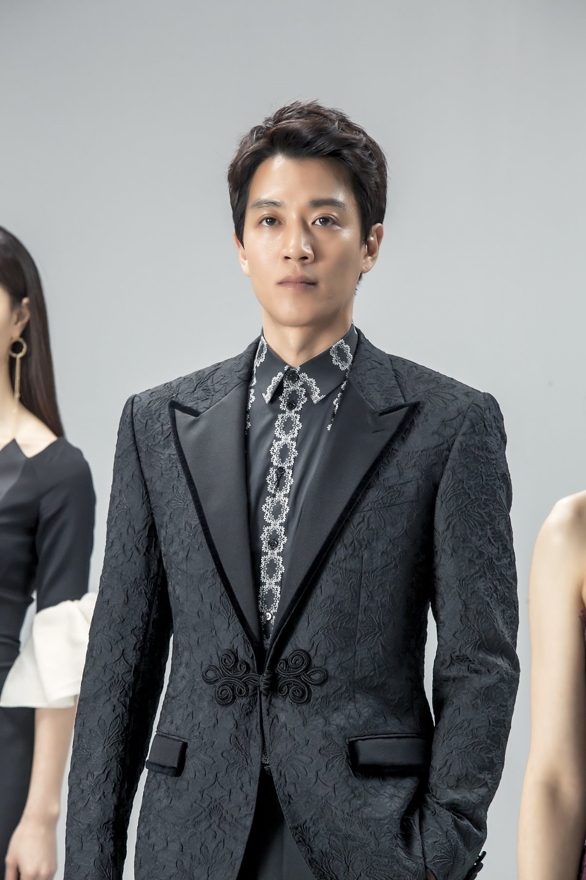 Shin Se Kyung xinh đẹp động lòng người trong vòng tay Kim Rae Won