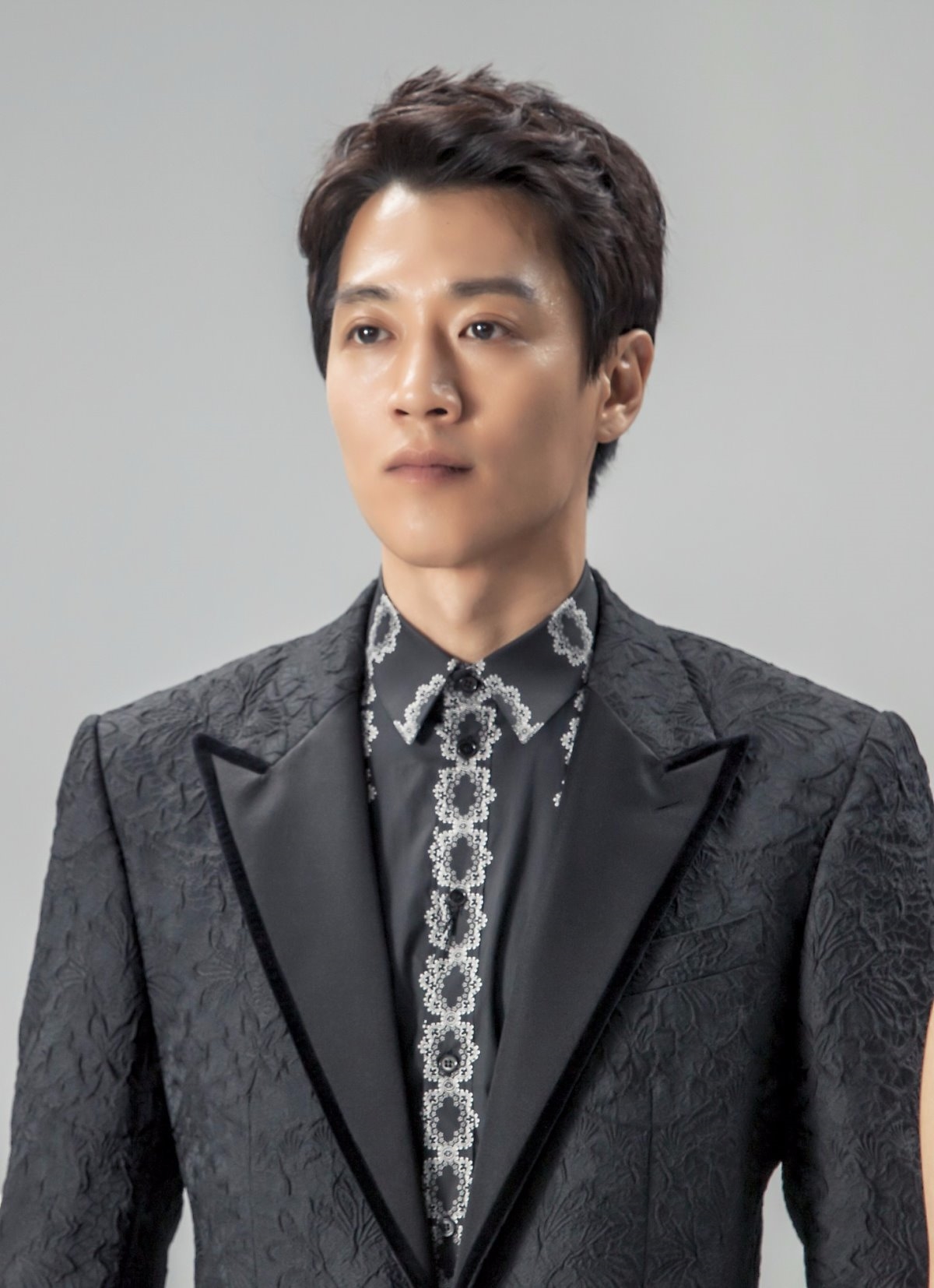 Shin Se Kyung xinh đẹp động lòng người trong vòng tay Kim Rae Won