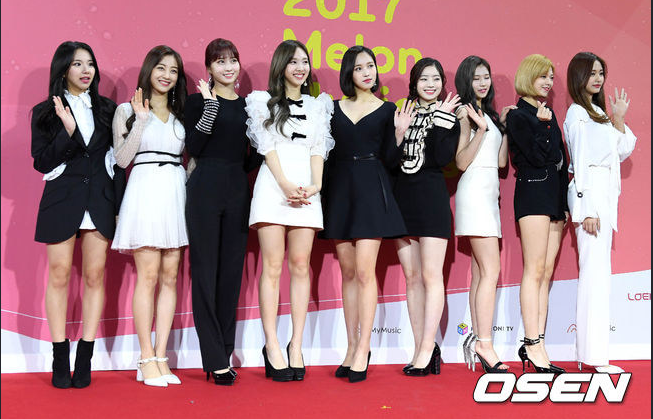 Thảm đỏ Melon Music Awards tuyên bố MAMA cũng thường thôi