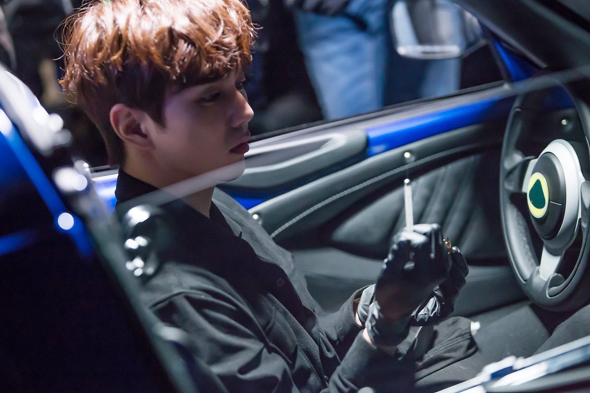 Yo Seung Ho đẹp trai “chết người” sánh đôi bên mỹ nhân trong phim mới