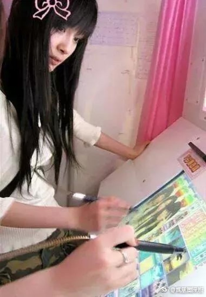 Cùng xem lại loạt ảnh ngày xưa của Dương Mịch