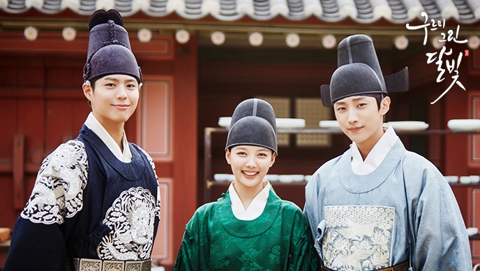 Khi idol chụp ảnh cùng diễn viên