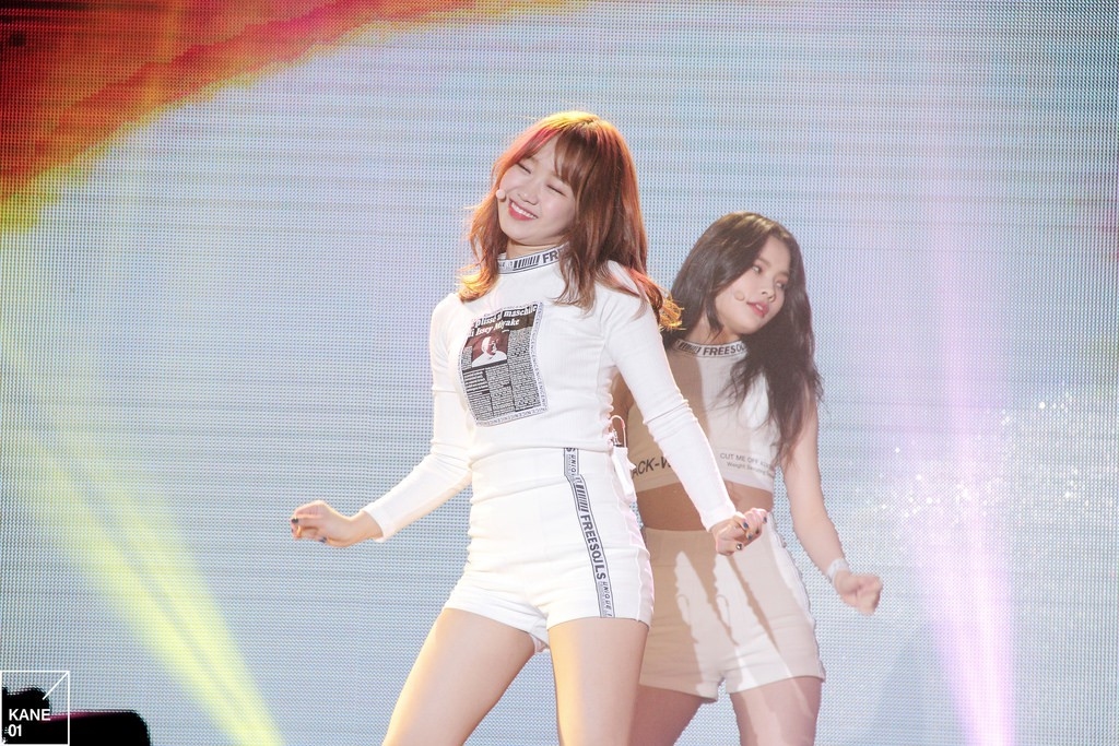 Mỹ nhân Kpop đã đẹp thì nhắm mắt cũng đẹp
