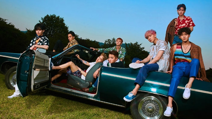 Dù đã kết thúc nhưng Netizen vẫn ném đá việc EXO nhận Nghệ sĩ của năm