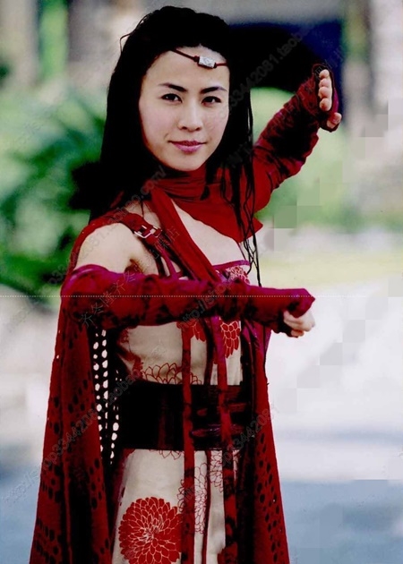 Những bộ trang phục gây nhức mắt khán giả trong phim cổ trang Hoa ngữ