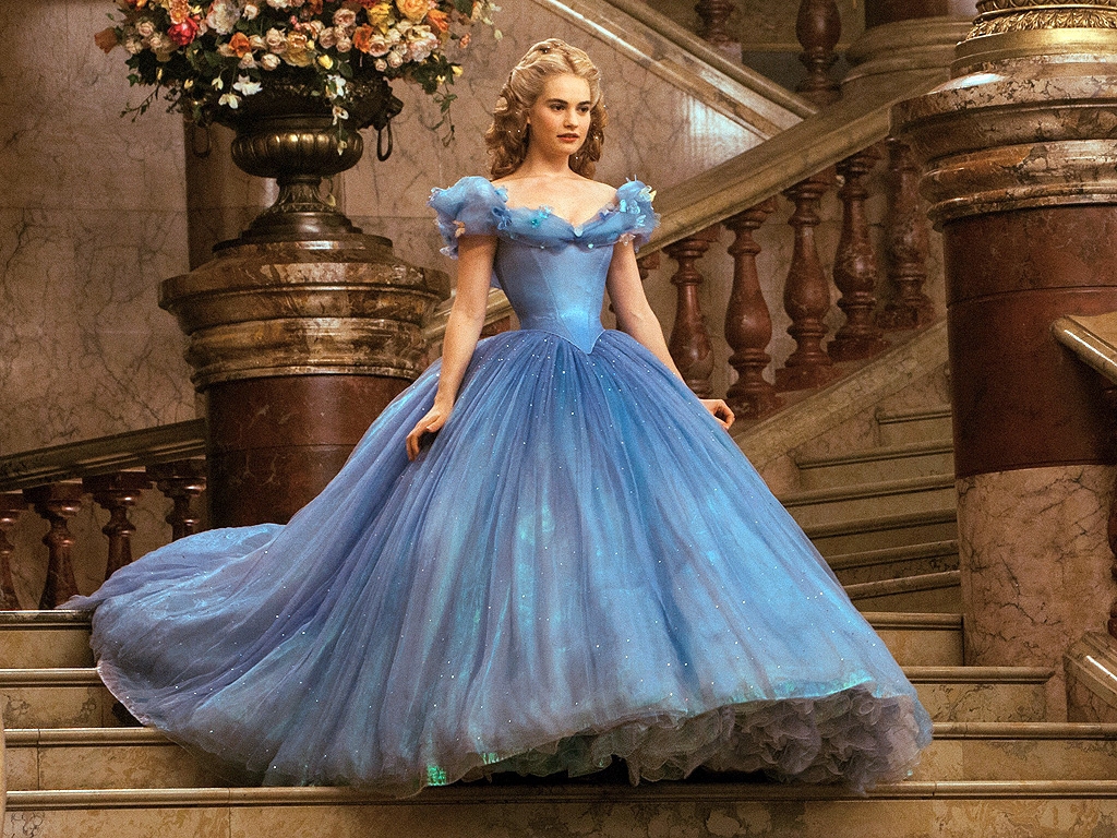 So sánh những nàng công chúa Disney phiên bản live-action
