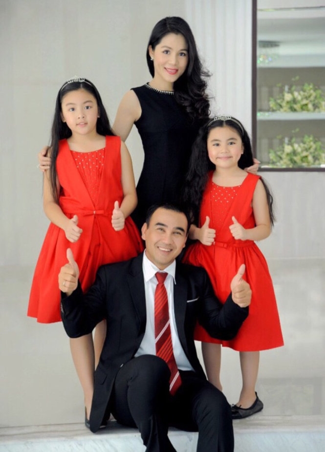 Thân thế tài giỏi của các bà vợ dàn diễn viên nổi tiếng