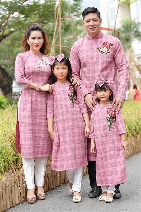 Thân thế tài giỏi của các bà vợ dàn diễn viên nổi tiếng