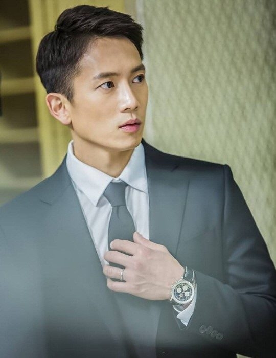 Ji Sung, Seo Hyun Jin, Key nhận giải thưởng của hiệp hội quay phim