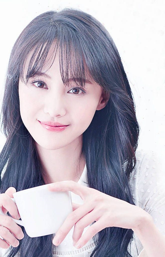 Những diễn viên Hoa ngữ “dở khóc dở cười” vì ngoại hình trẻ con!