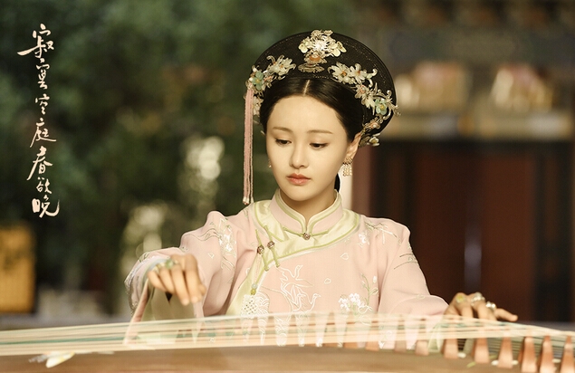 Những diễn viên Hoa ngữ “dở khóc dở cười” vì ngoại hình trẻ con!