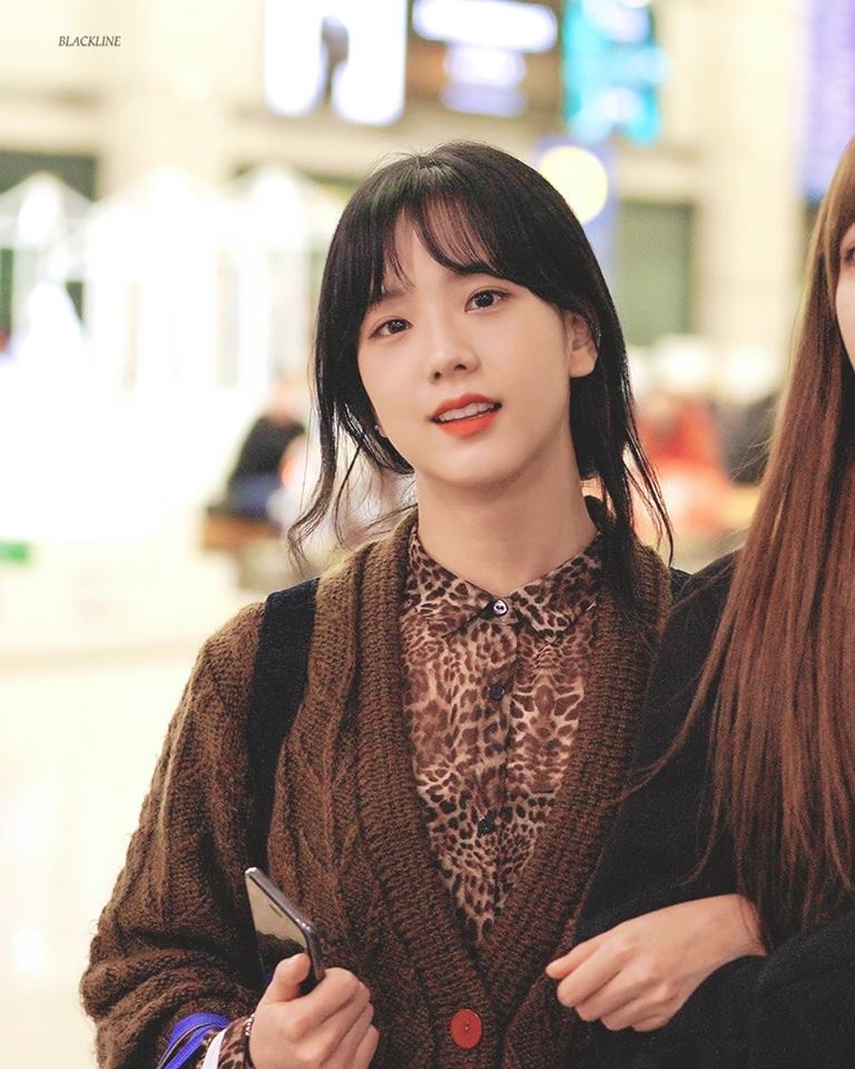 Tzuyu và Jisoo bị chê kém sắc khi để mái, Irene nhận nhiều lời khen