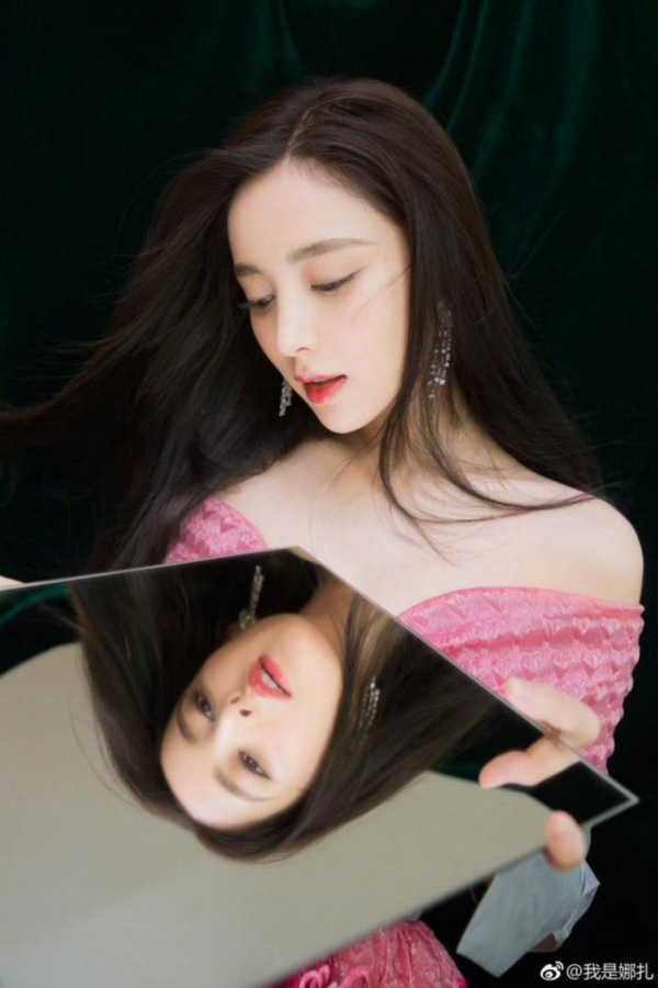 Cổ Lực Na Trát bắt chước Trịnh Sảng, dao kéo vì yêu Trương Hàn?