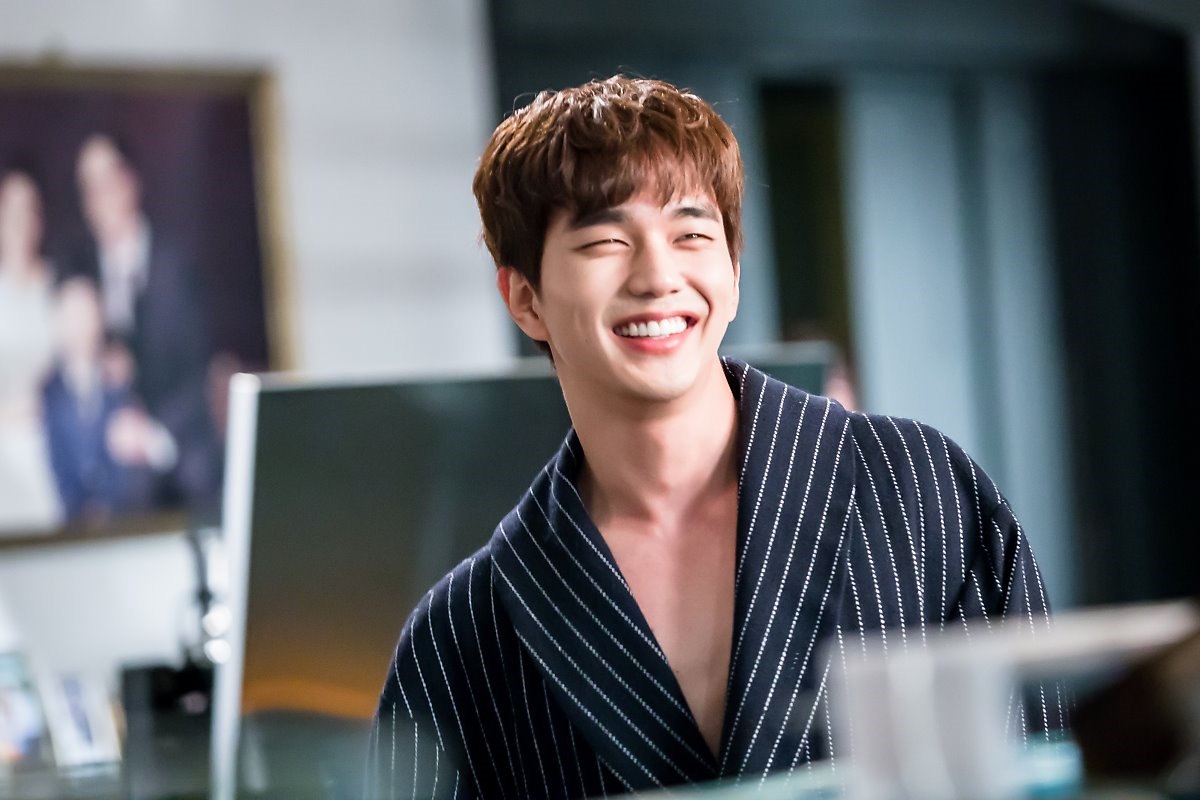 Yoo Seungho - Chae Soobin đẹp đôi trong poster mới của I'm Not A Robot