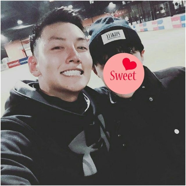 Ji Chang Wook đăng ảnh mới thông báo trở lại doanh trại quân đội