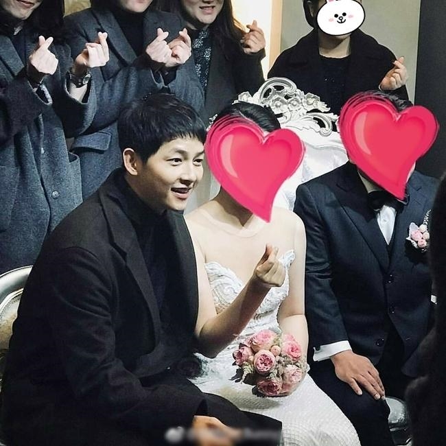 Song Joong Ki thay đổi với với style kì lạ