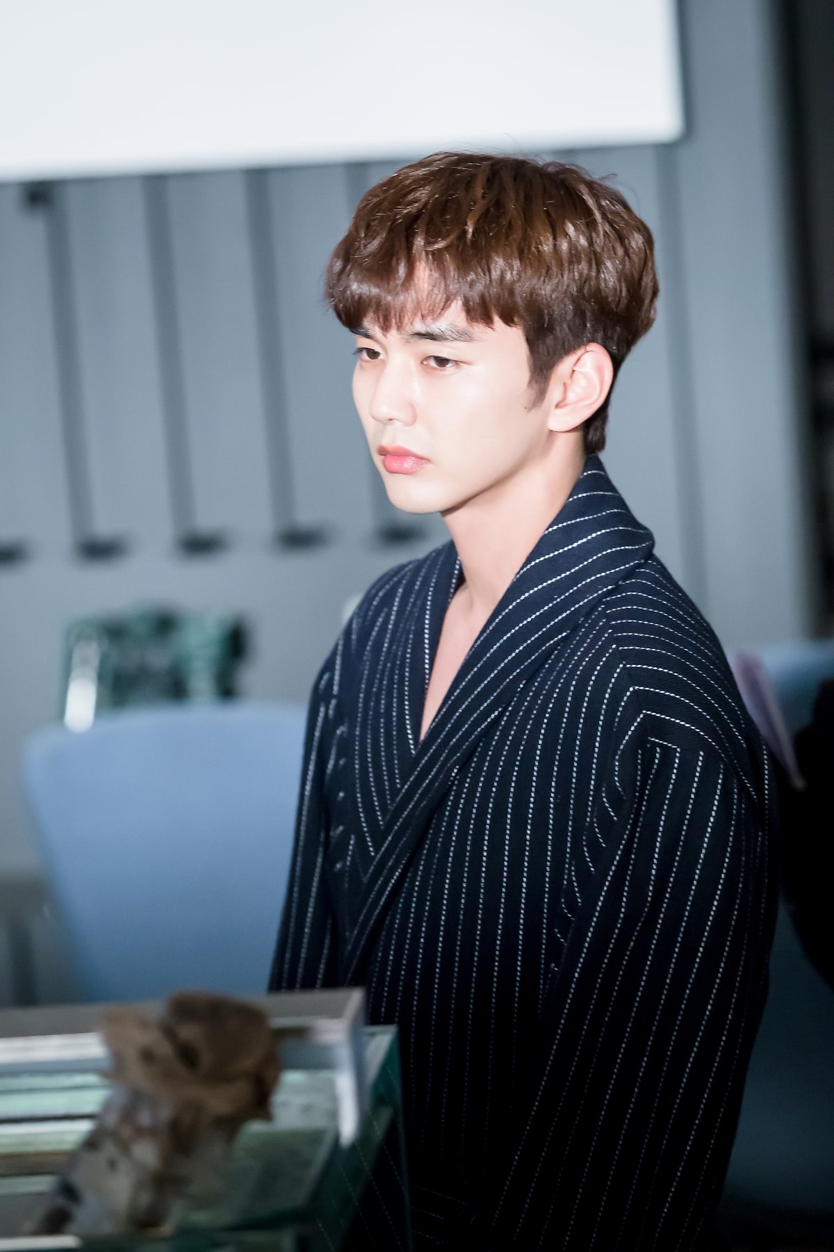 Yoo Seungho - Chae Soobin đẹp đôi trong poster mới của I'm Not A Robot