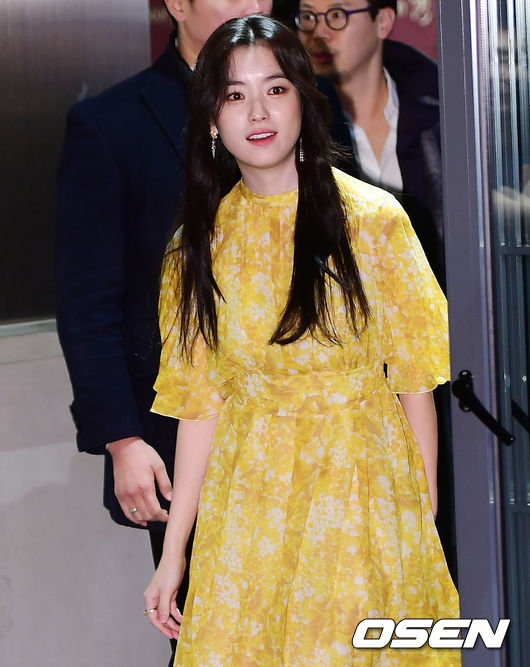 Han Hyo Joo duyên dáng, thanh lịch, xinh như tiên nữ trong sự kiện mới