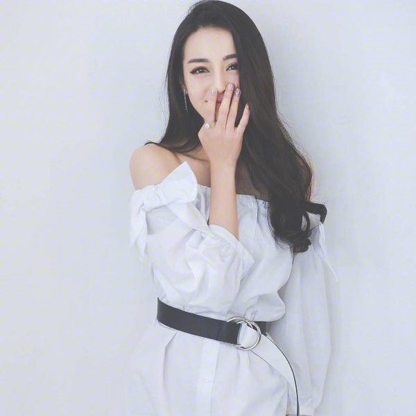 Khi mỹ nhân Hoa ngữ buông xõa tóc dài