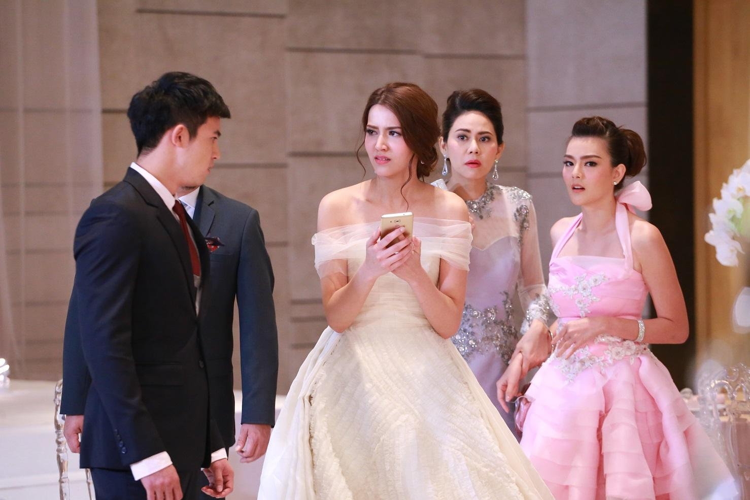 Fan ngóng chờ phim mới của hai ông - bà hoàng thể loại drama Thái