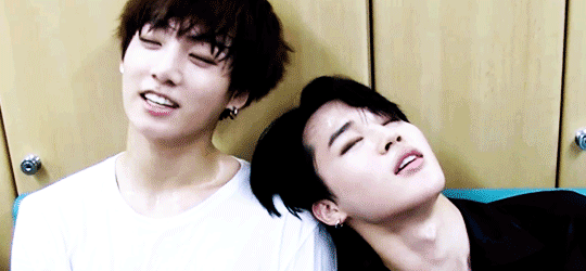 JiKook trở thành cặp đôi được ship nhiều nhất 2017