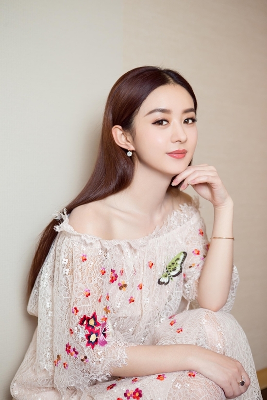 Khi mỹ nhân Hoa ngữ buông xõa tóc dài