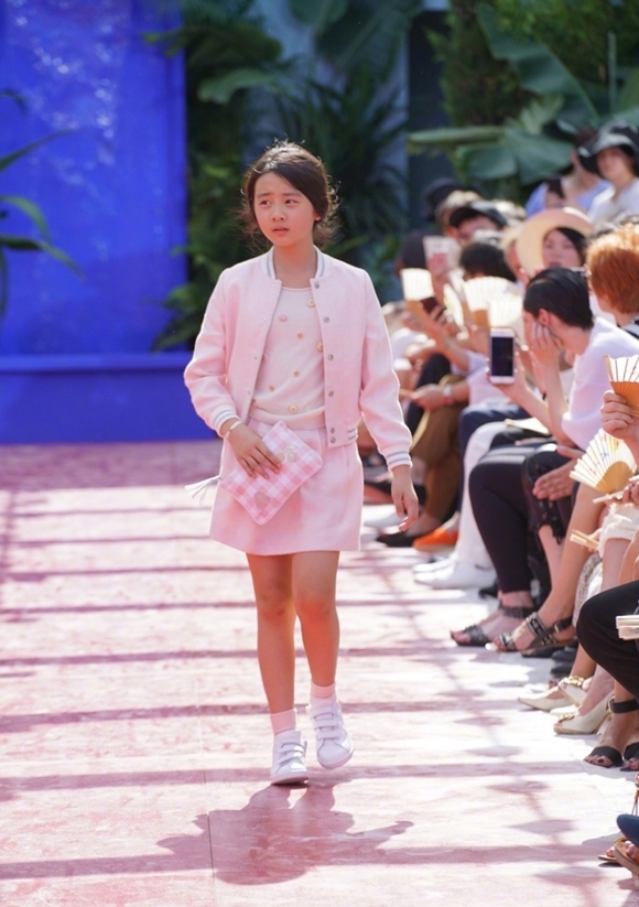 Choáng với tài năng thiên bẩm của các thiên thần nhí nhà sao Hoa ngữ