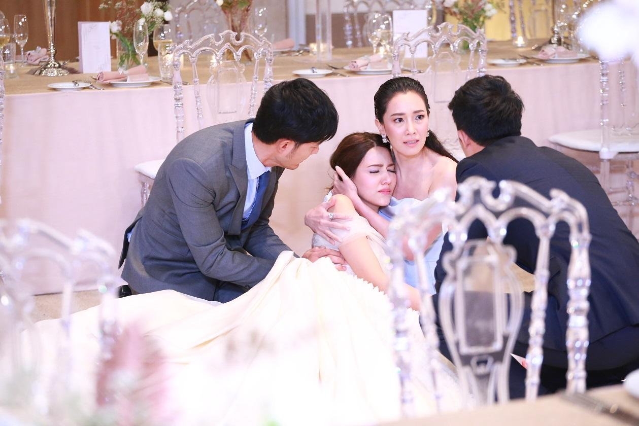 Fan ngóng chờ phim mới của hai ông - bà hoàng thể loại drama Thái