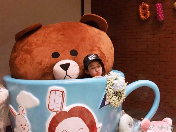 Triệu Lệ Dĩnh bất ngờ 'vượt mặt' Luhan phá vỡ kỷ lục Guinness