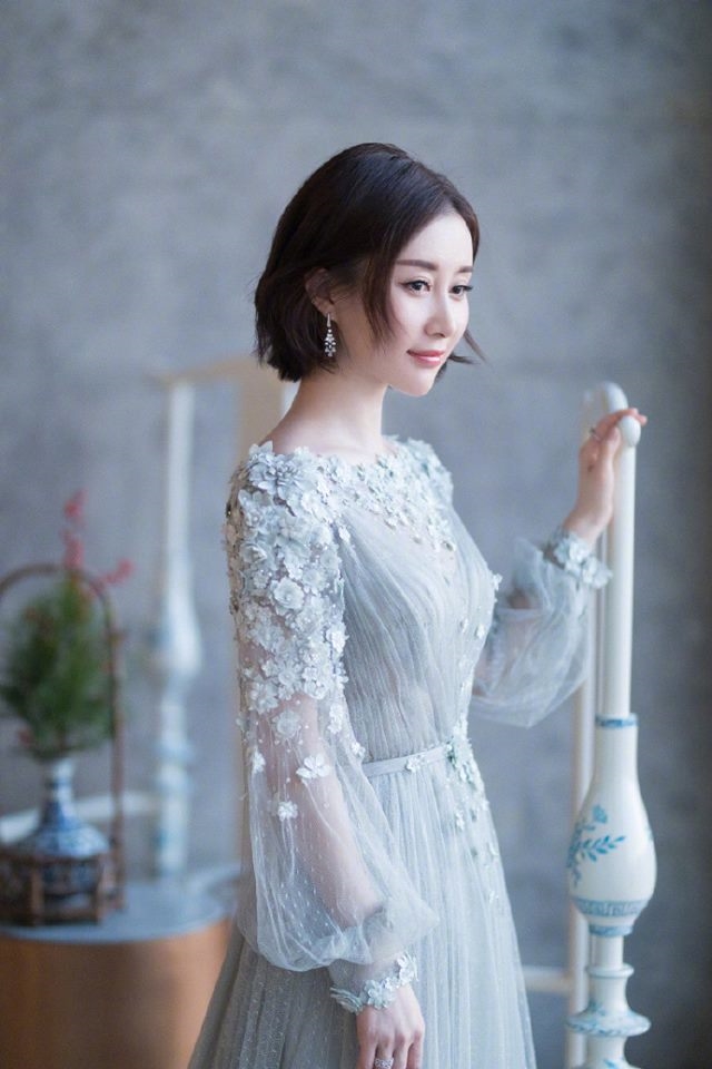 Rợp trời sao Hoa ngữ xuất hiện lộng lẫy: Cuộc đua nhan sắc tiểu hoa