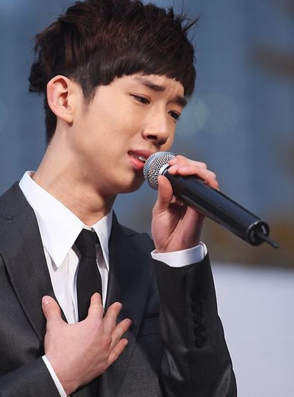 Những idol xứ Hàn từng bị trầm cảm nghiêm trọng