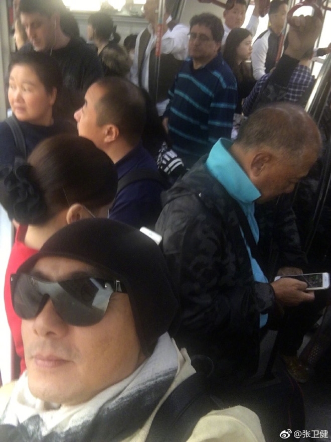 Trương Vệ Kiện thừa nhận không ai nhận ra mình trên xe bus